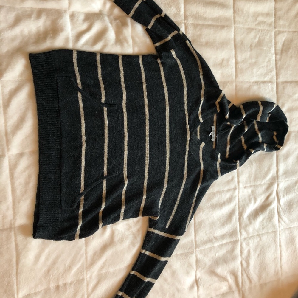 Hollister Sweater